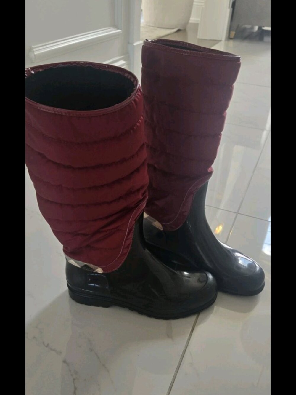 Burberry Black & Raspberry Check Nova Ski Vernon Bi-Mat Ski Boot Size 39 - Picture 2 of 7